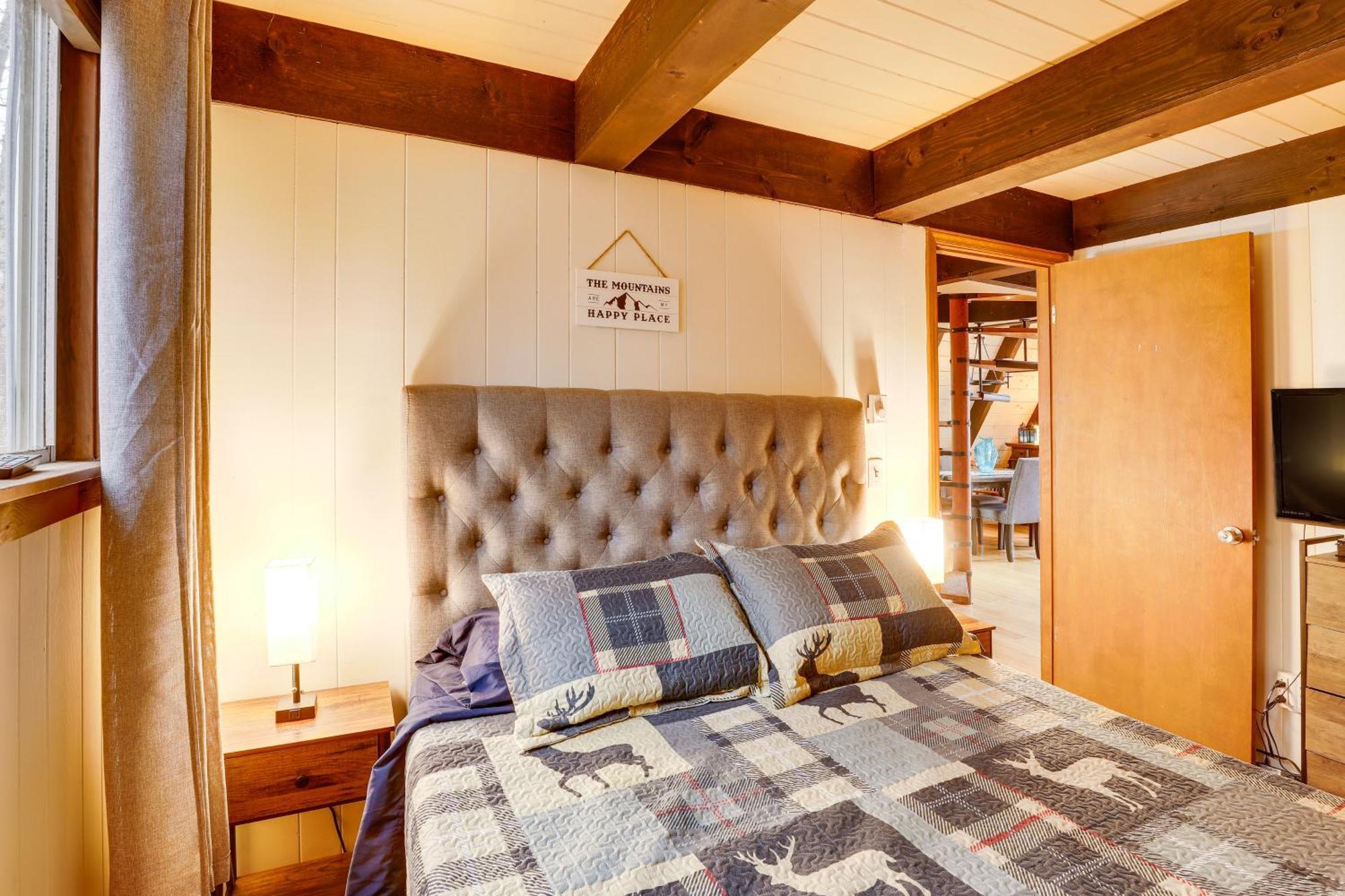 A-Frame Cabin With Hot Tub 1 Mi To Beech Mountain! Экстерьер фото